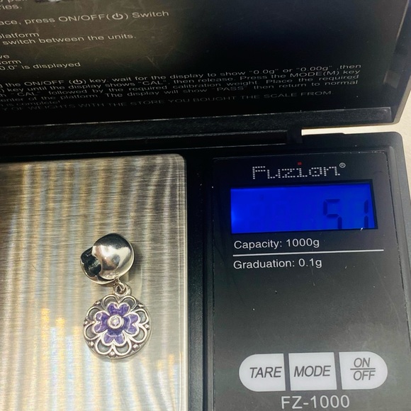 EUC Pandora 790957LCZ Sterling Silver Dogwood Dangle Clip w/ Purple Enamel - Picture 9 of 9